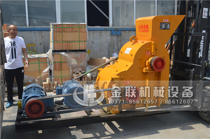 哪個廠家煤矸石粉碎機(jī)優(yōu)勢多，購買一臺需要多少錢？