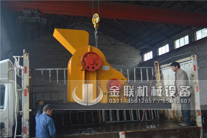 哪個廠家煤矸石粉碎機(jī)優(yōu)勢多，購買一臺需要多少錢？